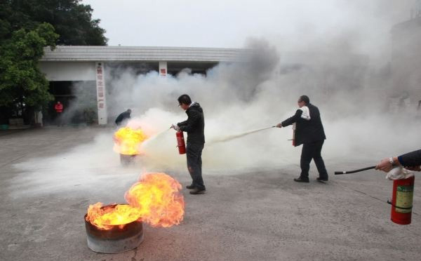 全面提升安全意识:关于消防吉林应急演练的关键步骤与策略 全面提升安全意识:关于消防吉林应急演练的关键步骤与策略